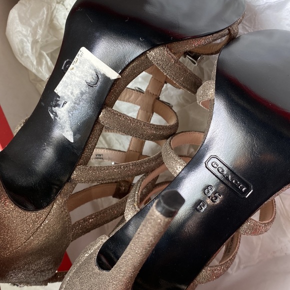 COACH STRAPPY SANDALS SHOES SIZE 8 1/2 M BRAND NEW - Picture 8 of 8